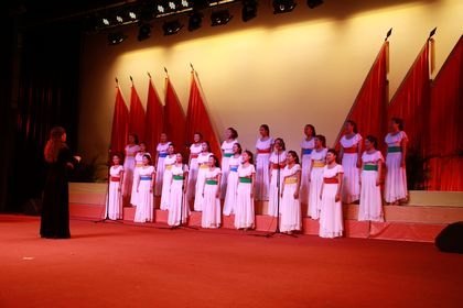 ѧУ������ף������ѧ������̴����ߵ����ι�����ʤ���ٿ��ϳ�ר���ݳ�