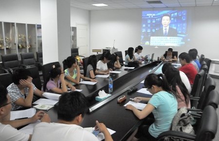 ����ѧԺѧ���ɲ�����ѧϰϰ��ƽ����ǽ�������  �����������ѡ�