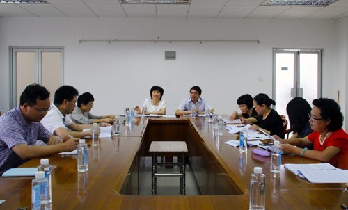 ��Ⱥ��·�߽�������Ա�ɲ���������   ��̸����ʵ�����ʶ