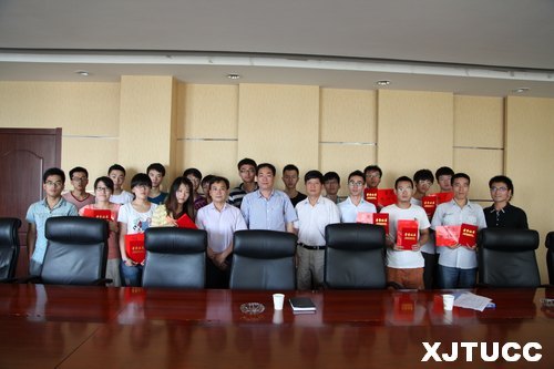 ������ͨ��ѧ����ѧԺ2013���ѧ�����´�ҵ����Բ������