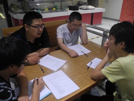 青协实践队与酒仙桥东路社区青年汇交流