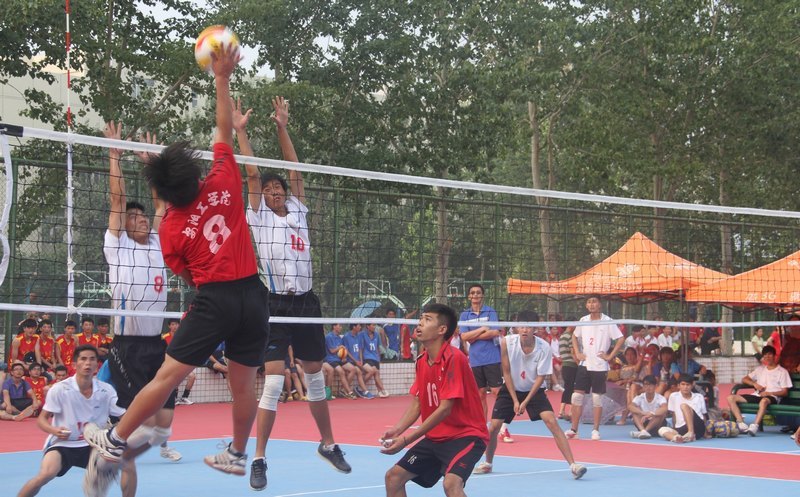 河南省大学生“华光”体育活动第11届排球锦标赛在许昌学院胜利闭幕