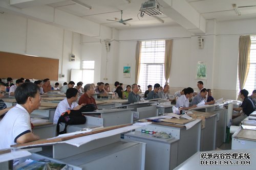 建筑工程学院召开深入开展党的群众路线教育实践活动动员会