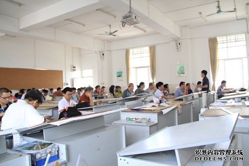 建筑工程学院召开深入开展党的群众路线教育实践活动动员会