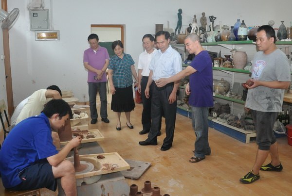 �������ǿ���������Уʦ��