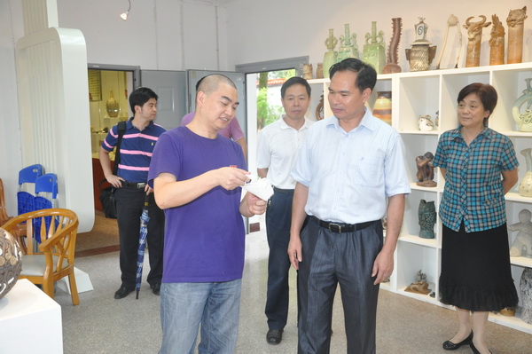 �������ǿ���������Уʦ��