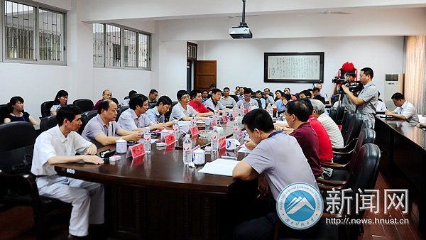 湖南科技大学“理论化学与分子模拟”省部共建教育部重点实验室建设项目通过验收