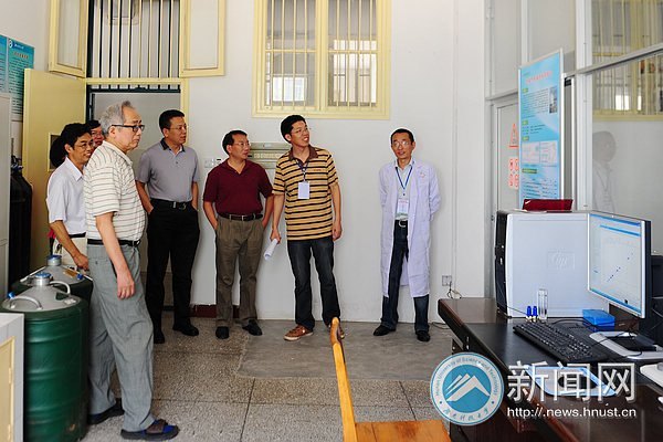 湖南科技大学“理论化学与分子模拟”省部共建教育部重点实验室建设项目通过验收