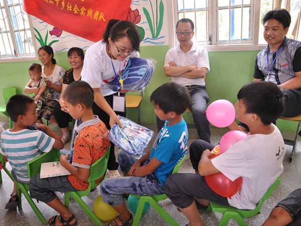 �޳Ǵ�����ڰࣺ�����벥���ں������ļ�