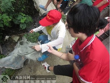 2013年全国绿色长征暑期实践活动收获多