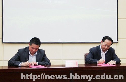 学校全面总结2012届毕业生就业工作安排部署2013届毕业生就业工作