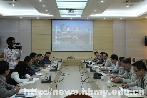 学校与浙江省龙游县政府签订用人协议