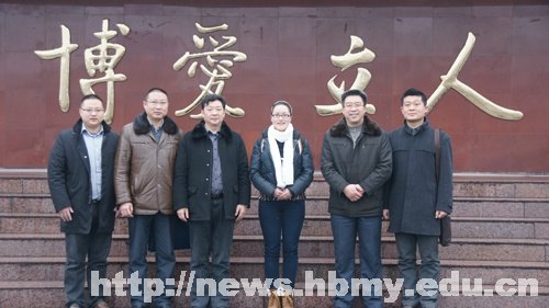 最美新娘向雪敏回“娘家”