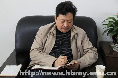 吴建清深入各二级学院调研