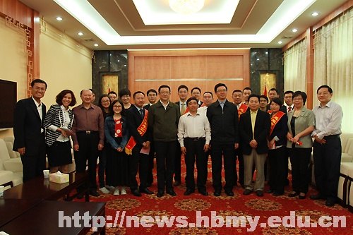 共青团恩施州委纪念“五四”运动主题团日活动在湖北民族学院举行