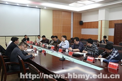 恩施州副州长檀坤华一行来湖北民族学院检查指导科研工作