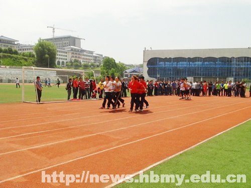 湖北民族学院为湖北省第八届民运会培训教练员
