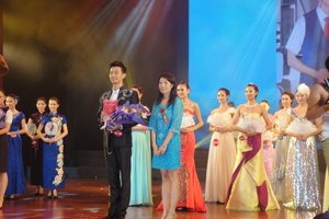 2013年全国高等院校空乘专业推介展示会