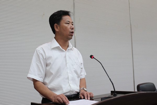 学校召开新任院长任职宣布大会学校召开新任院长任职宣布大会