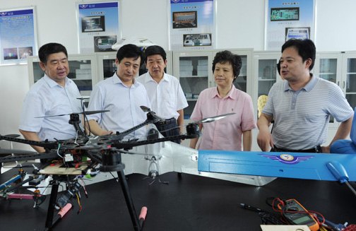 省委高校工委书记、教育厅厅长左敏来校视察