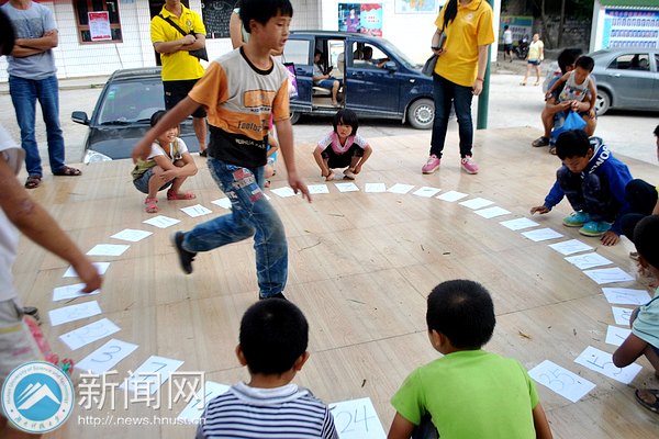 湖南科技大学暑期“三下乡”爱心实践活动再起航 回到阿弓镇服务村民
