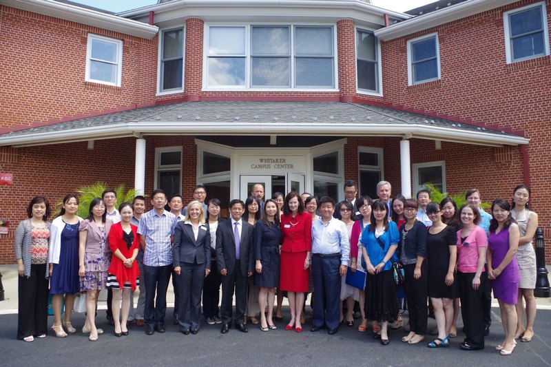 商贸学院赴美培训交流学习团在霍德学院受到热烈欢迎