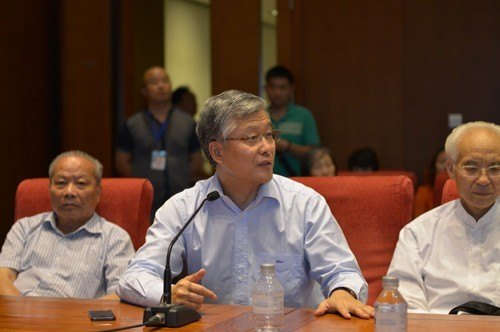 “意象墨彩•泥火天成”冯林华陶瓷艺术作品艺术研讨会成功举办