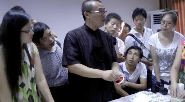 ��������ѧԺ��ʦ���ط����ڸ����л���μ���Э־Ը������Ŀ