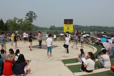 迎新33:学院新生入学教育各具特色