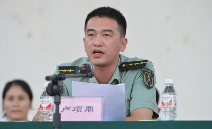 2012级军训动员大会 奏响军训集结号