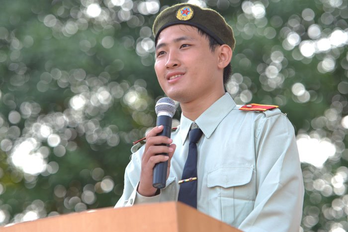 2012级军训动员大会 奏响军训集结号