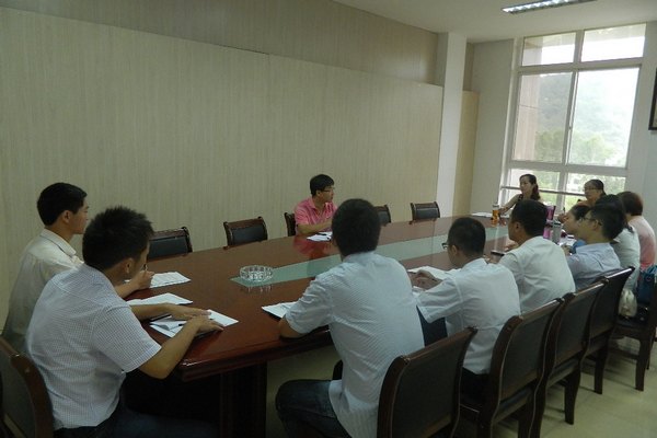 2013�����θ���Ա��ѵ��Բ������