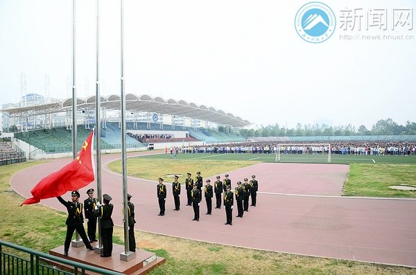 开学首日 “五个一”全面落实