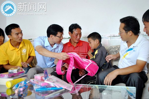 �����򡰰����ж����ٴ�������С���