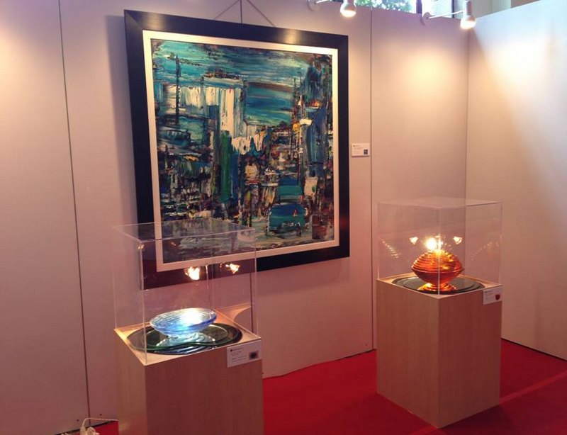 ��װѧԺ�����μӡ�2013�Ϻ����ʿ�ѧ������ʮ����չ��