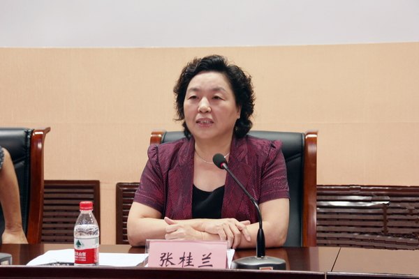 郑州职业技术学院召开科级干部任职集体谈话会议