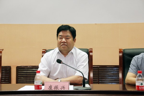 郑州职业技术学院召开科级干部任职集体谈话会议