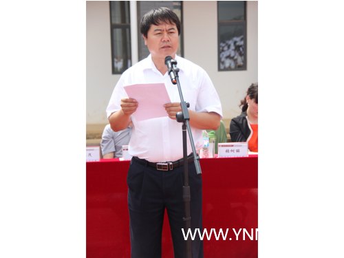 【军歌嘹亮 唱响商院】--云南师范大学商学院2013级新生军训开训仪式暨动员大会成功举行