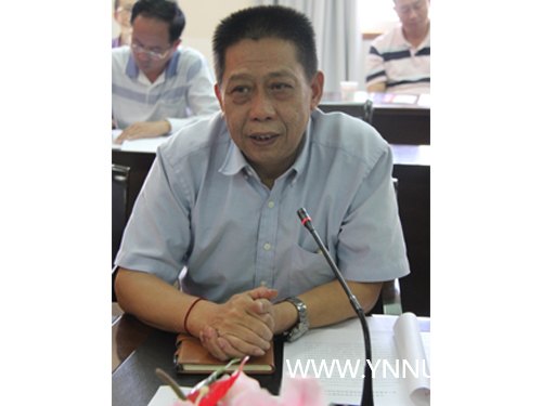 云南师范大学商学院召开党委理论学习中心组(扩大)专题学习交流会