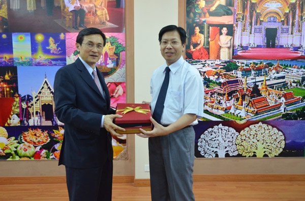 ̩������������һ�е�����ʦ��ѧԺ����