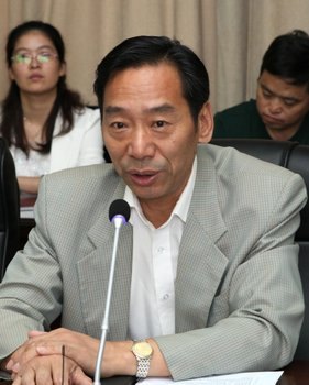 ���ݹ�ѧԺ���е�ί�����飨���󣩵���Ⱥ��·�߽���ʵ���ר��ѧϰ��