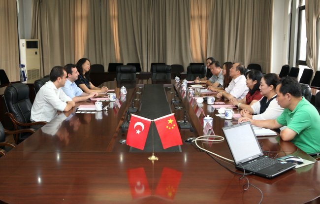 土耳其安纳托鲁大学代表团访问常州工学院