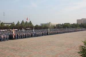 热情周到 一切为了学生——2013级新生报到及军训动员大会