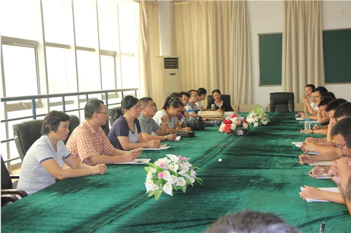 建筑工程学院召开党的群众路线教育实践活动动员大会