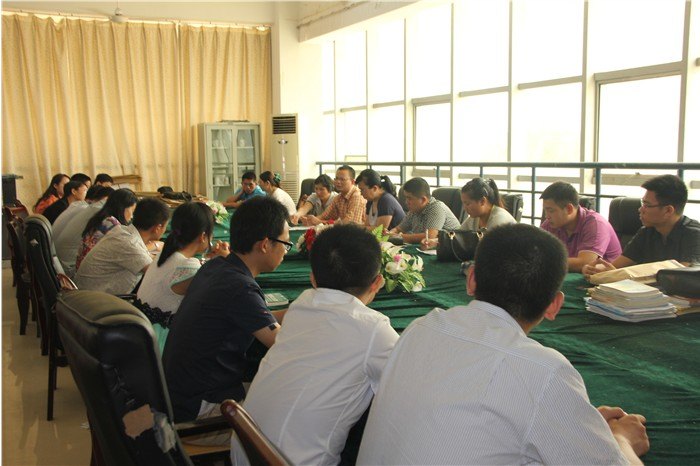 建筑工程学院召开党的群众路线教育实践活动动员大会