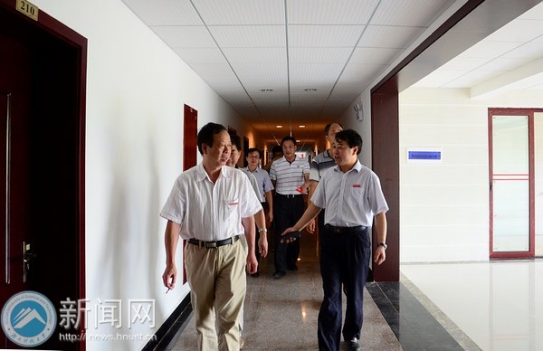 湖南科技大学对国际教育楼进行预验收