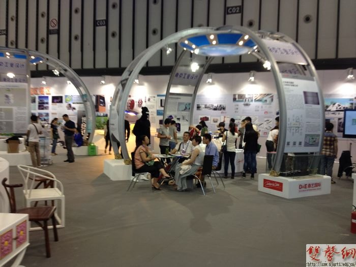 工业设计学院作品亮相南京软博会