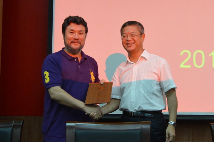 南京艺术学院举办陈维亚、朱海特聘教授聘任仪式【视频】