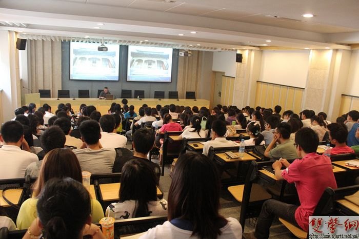 设计学院举办“300年孤独——智珠寺的衰败与重生”专题讲座