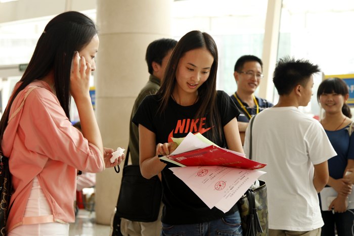 南京艺术学院迎来2013级新同学
